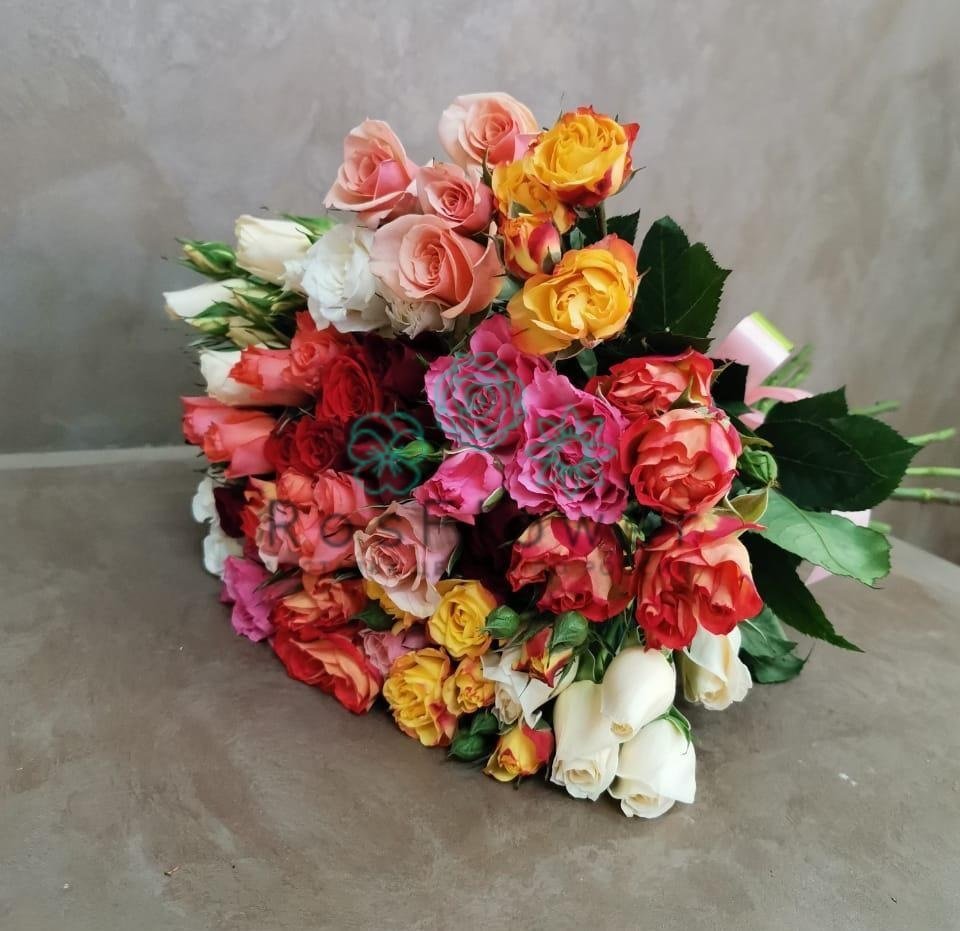 Букет цветов из: Розы в Светлые Горы