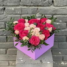 Цветочная композиция из Розы в коробке в Светлые Горы