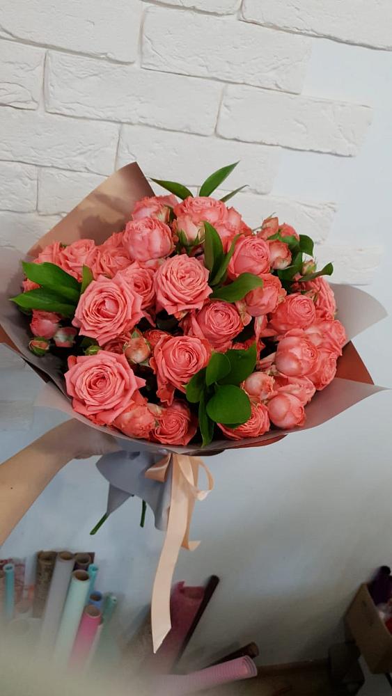 Букет цветов из: Розы в Светлые Горы