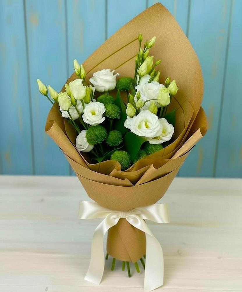 Букет цветов из: Хризантемы и Лизиантусы в Светлые Горы