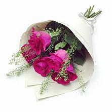 Букет цветов из:  Розы в Светлые Горы