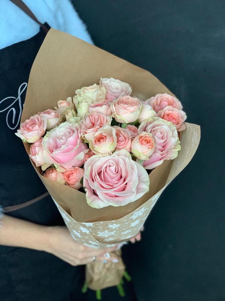 Букет цветов из: Хризантемы и Розы в Светлые Горы