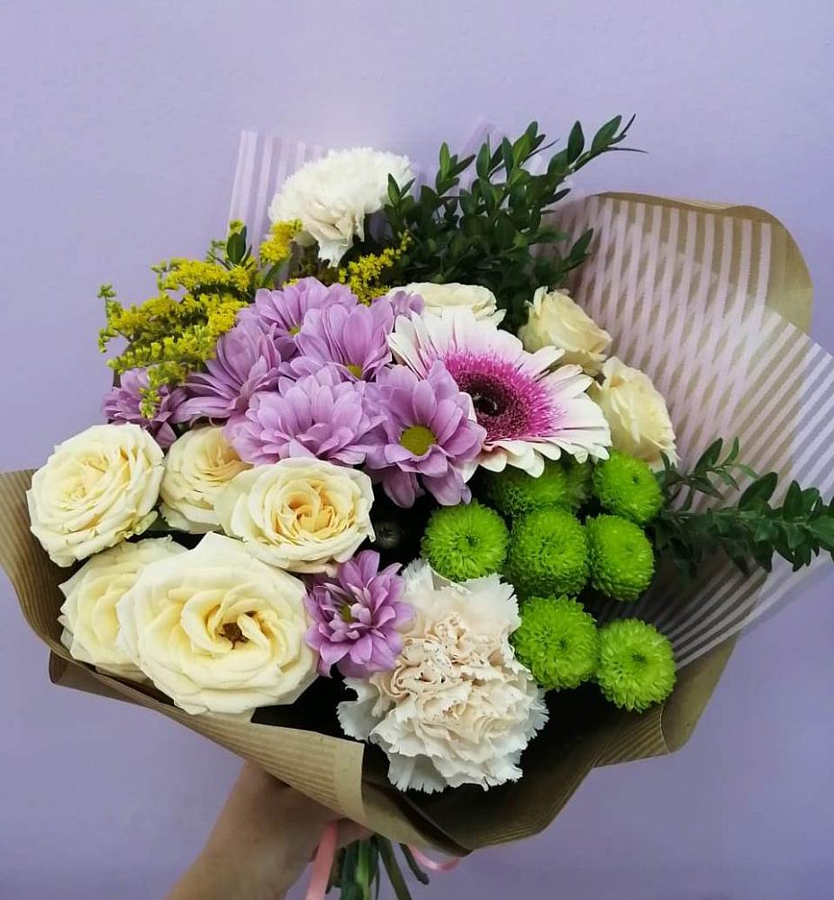 Букет цветов из: Хризантемы, Розы, Гвоздики и Герберы в Светлые Горы