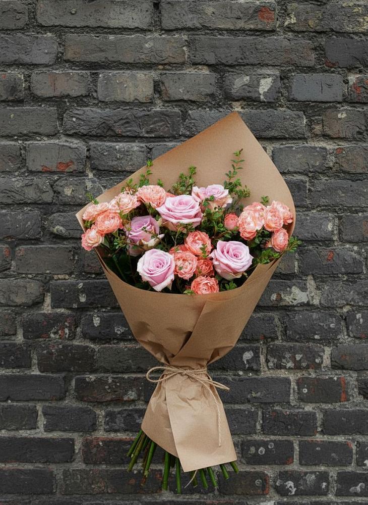 Букет цветов из: Розы в Светлые Горы