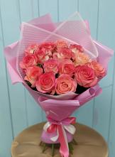 Букет 15 Розовых роз Равель в Светлые Горы