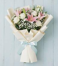 Букет цветов из:  Лилии в Светлые Горы